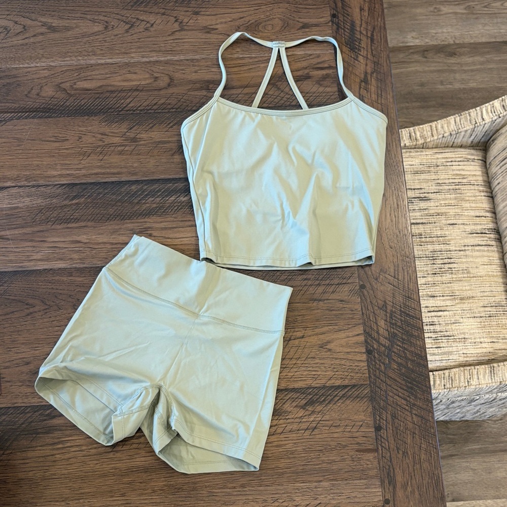 Light Sage Green Active Tank and High-Waist Biker Shorts Set